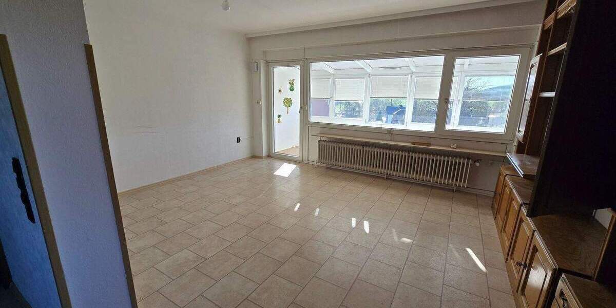 Mehrfamilienhaus, Wohnhaus Calden Westuffeln - 5 Zimmer, 115 m&sup2;, 199.000&euro; | Angebot:25820196