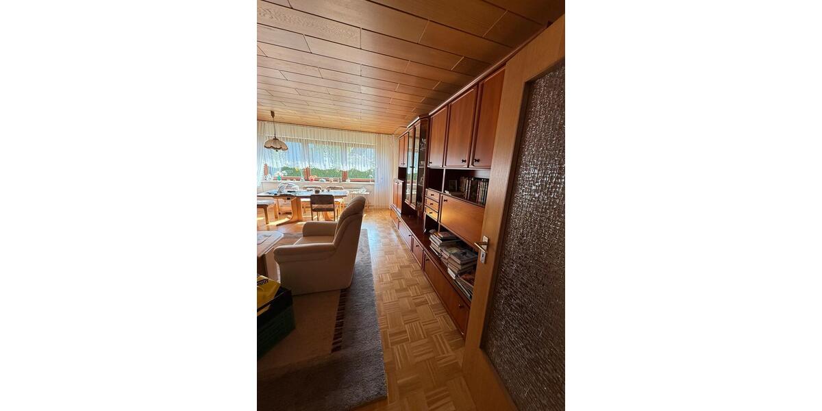Erdgeschoßwohnung Immenhausen - 3 Zimmer, 90 m&sup2;, 800&euro; | Angebot:26446292