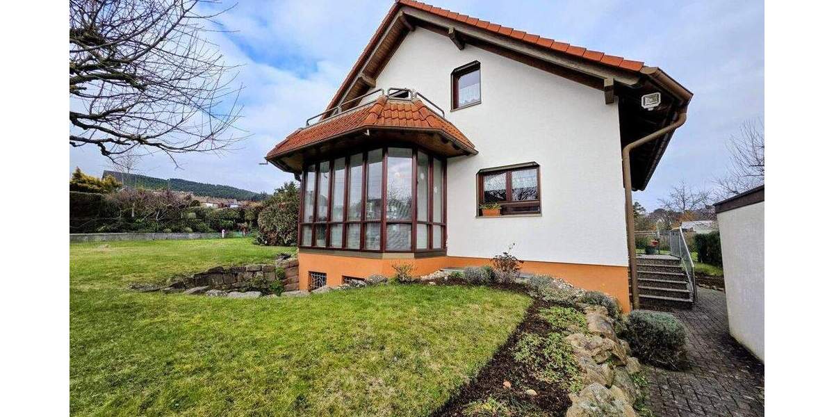 Einfamilienhaus Kassel / Harleshausen Harleshausen - 7 Zimmer, 148 m&sup2;, 549.000&euro; | Angebot:25664617