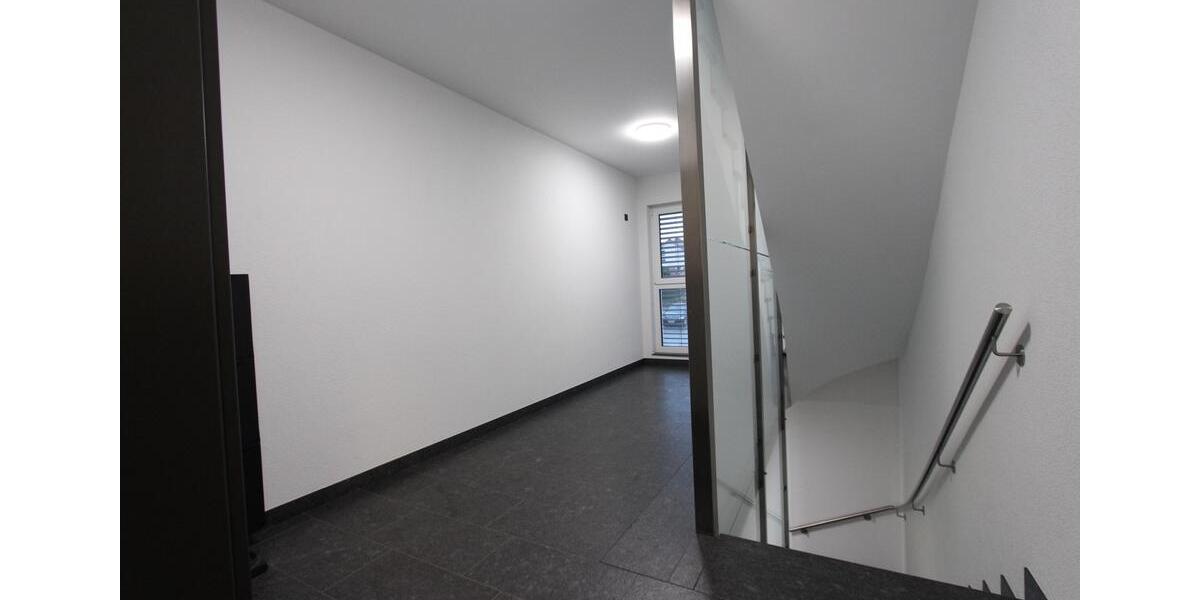 Dachgeschoßwohnung Grebenstein - 3 Zimmer, 98 m&sup2;, 319.000&euro; | Angebot:25918707