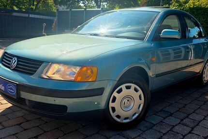 VW Passat 100.300 km 2.299 € KASSEL 34125
