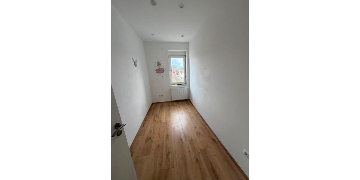 Etagenwohnung Kassel Nordshausen - 2 Zimmer, 75 m&sup2;, 750&euro; | Angebot:26272962