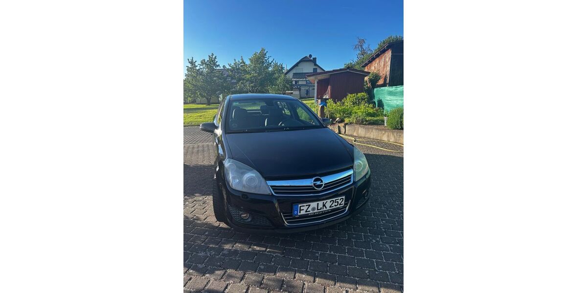 Opel Astra 124.800 km 5.500 &euro; Körle 34327