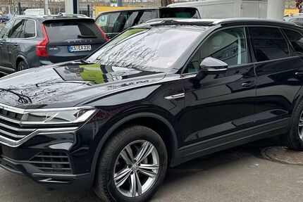VW Touareg 122.903 km 31.999 &euro; Kassel 34123