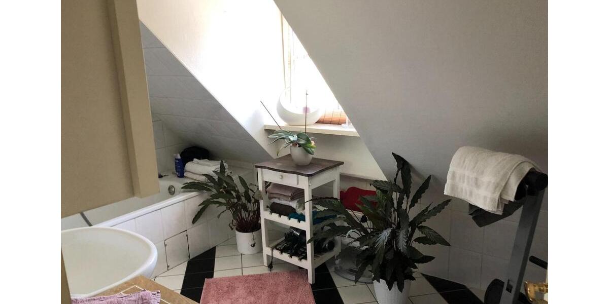 Dachgeschoßwohnung Schauenburg - 2 Zimmer, 50 m&sup2;, 550&euro; | Angebot:25962799