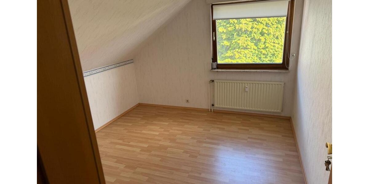 Etagenwohnung Kassel Fasanenhof - 3 Zimmer, 78 m&sup2;, 650&euro; | Angebot:26235599
