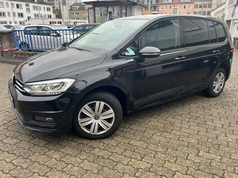 VW Touran 451.000 km 8.000 € Kassel 34121