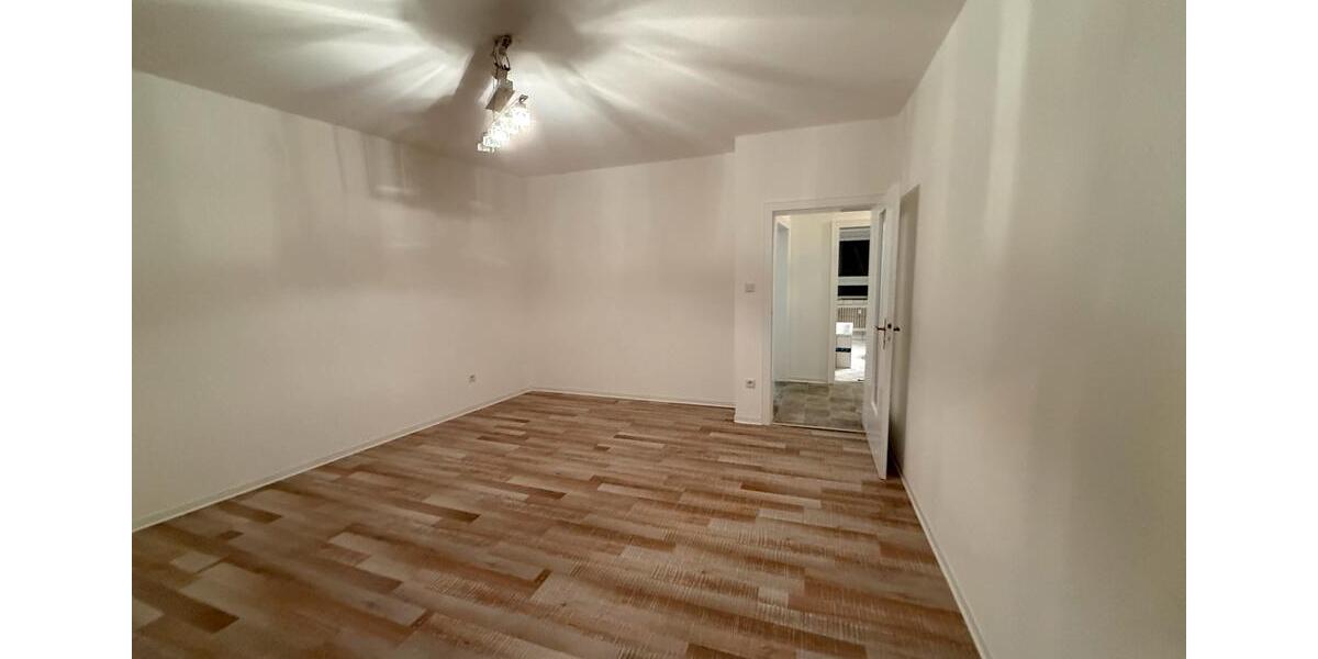 Erdgeschoßwohnung Kassel Bettenhausen - 4 Zimmer, 81 m&sup2;, 750&euro; | Angebot:25152822