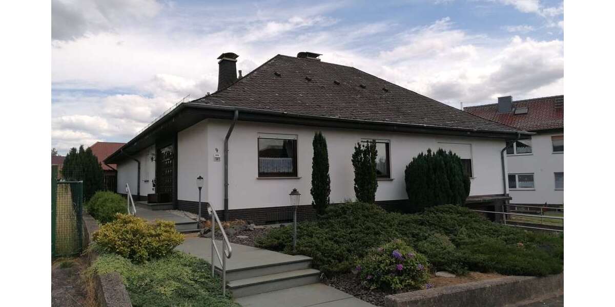 Einfamilienhaus Fritzlar / Cappel Cappel - 8 Zimmer, 267 m&sup2;, 275.000&euro; | Angebot:19479254