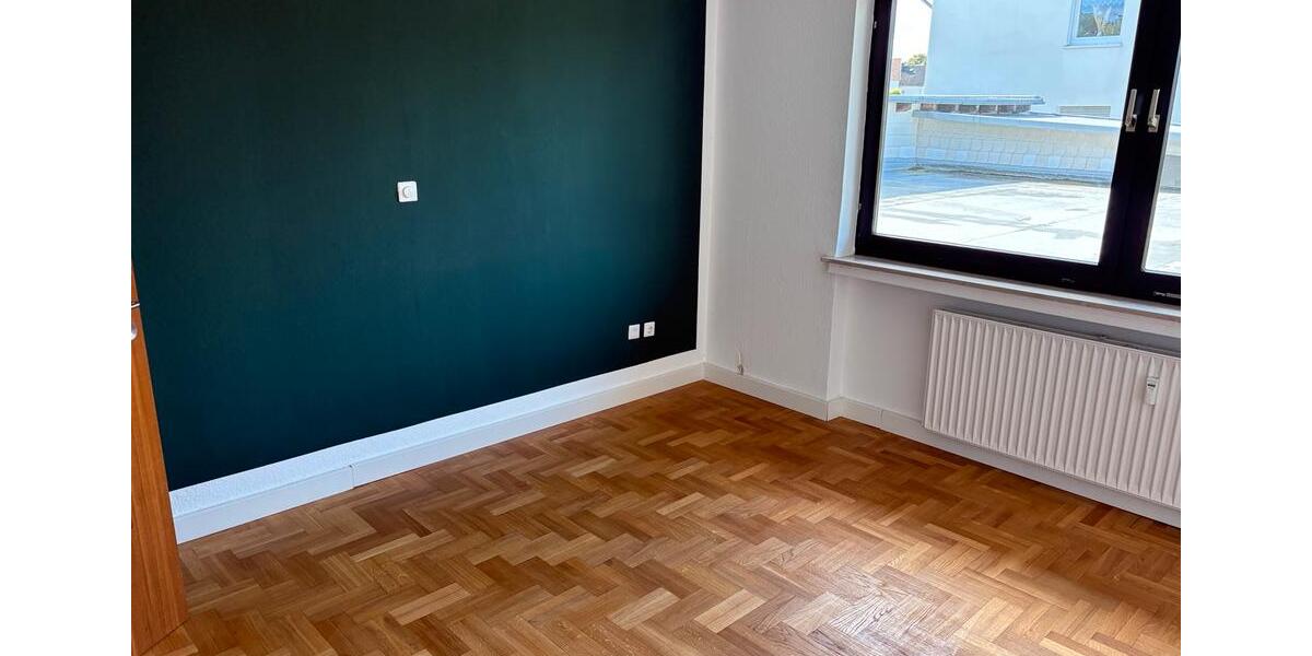Erdgeschoßwohnung Hofgeismar - 6 Zimmer, 175 m&sup2;, 275.000&euro; | Angebot:27441303
