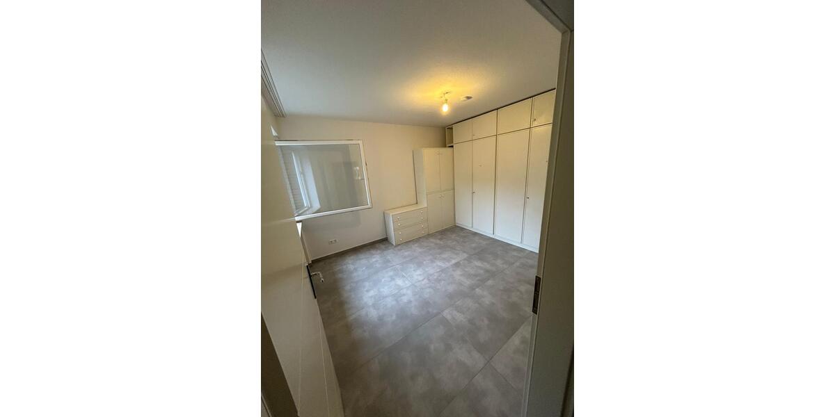 Etagenwohnung Espenau - 4 Zimmer, 130 m&sup2;, 2.300&euro; | Angebot:25718521