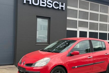 Renault Clio 82.000 km 2.999 &euro; Kassel 34123
