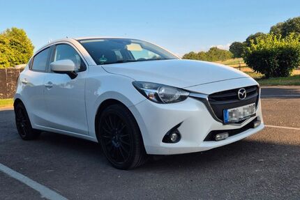 Mazda 2 144.000 km 7.999 &euro; felsberg 34587