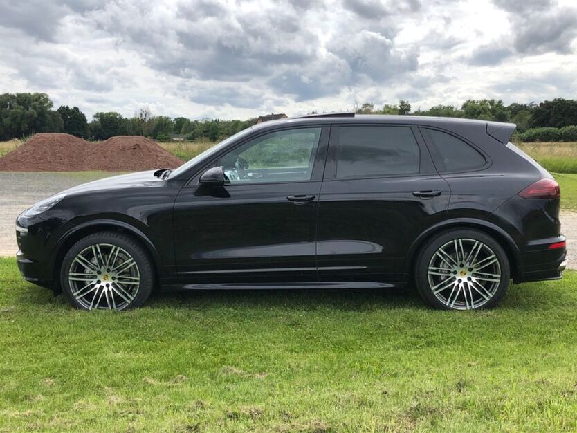 Porsche Cayenne 145.000 km 58.500 € Kassel 34134