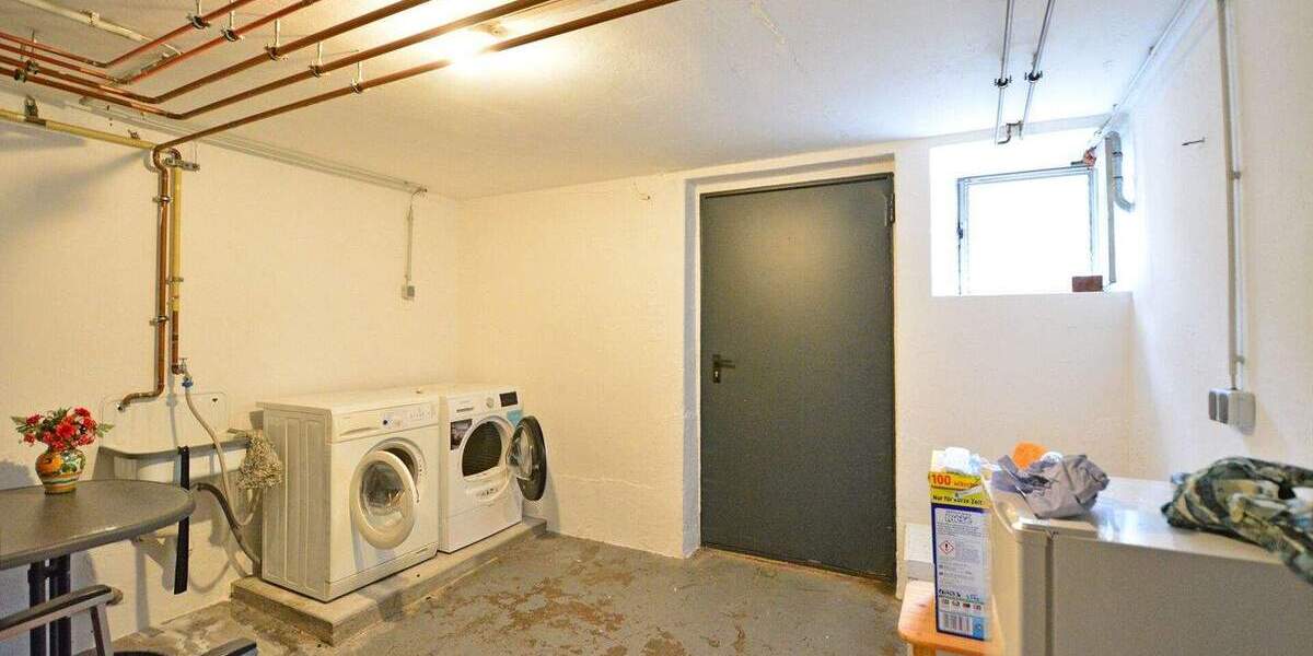 Doppelhaushälfte Kassel / Bettenhausen Bettenhausen - 5 Zimmer, 127 m&sup2;, 250.000&euro; | Angebot:25399888