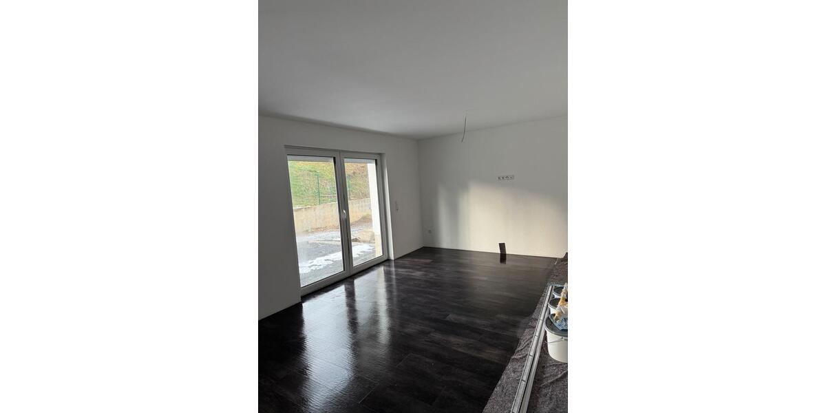 Einfamilienhaus Kassel Fasanenhof - 5 Zimmer, 130 m&sup2;, 1.800&euro; | Angebot:24574920