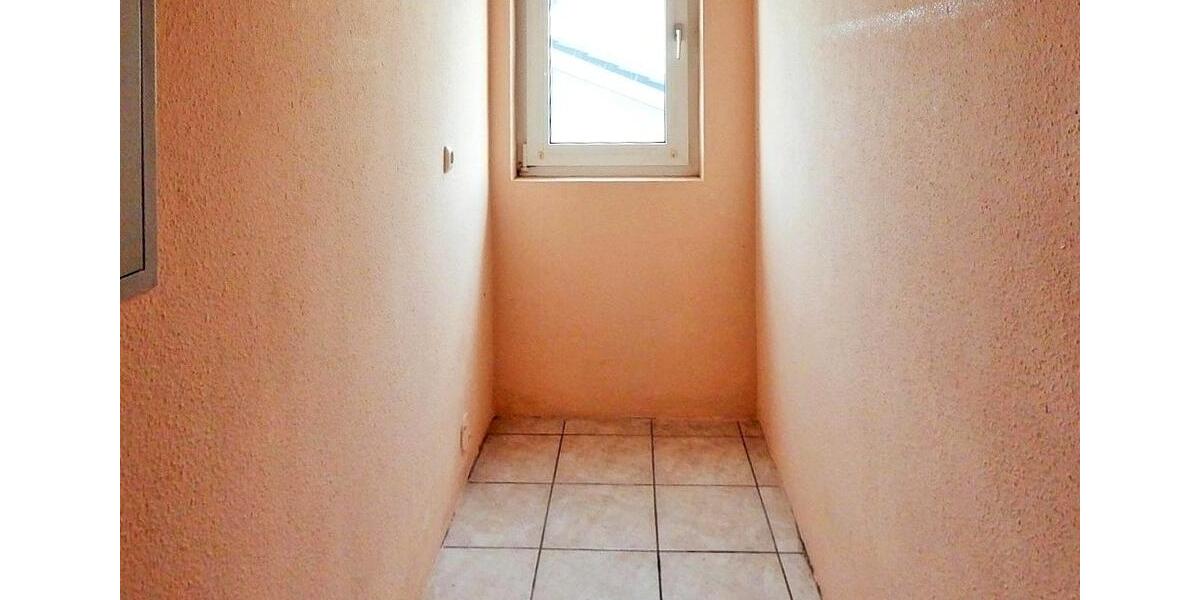 Etagenwohnung Kassel Bettenhausen - 3 Zimmer, 92 m&sup2;, 875&euro; | Angebot:26099753