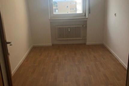 Wohnung Kassel Fasanenhof - 5 Zimmer, 130 m&sup2;, 1.236&euro; | Angebot:23826312