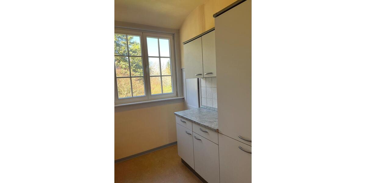 Etagenwohnung Kassel Harleshausen - 6 Zimmer, 113 m&sup2;, 1.100&euro; | Angebot:26194627