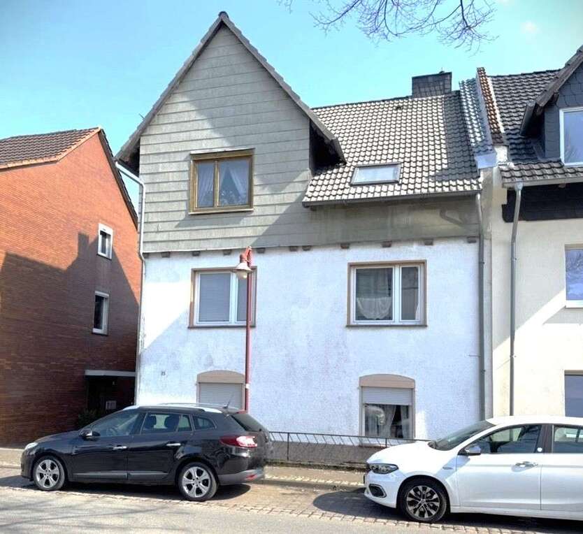 Haus zum Kaufen in Vellmar 329.500 € 205 m²