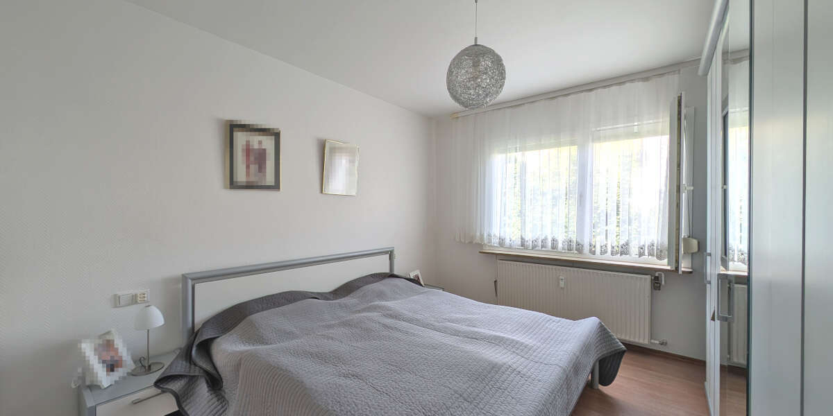 Einfamilienhaus Kassel / Kirchditmold Kirchditmold - 8 Zimmer, 166 m&sup2;, 499.000&euro; | Angebot:26015092