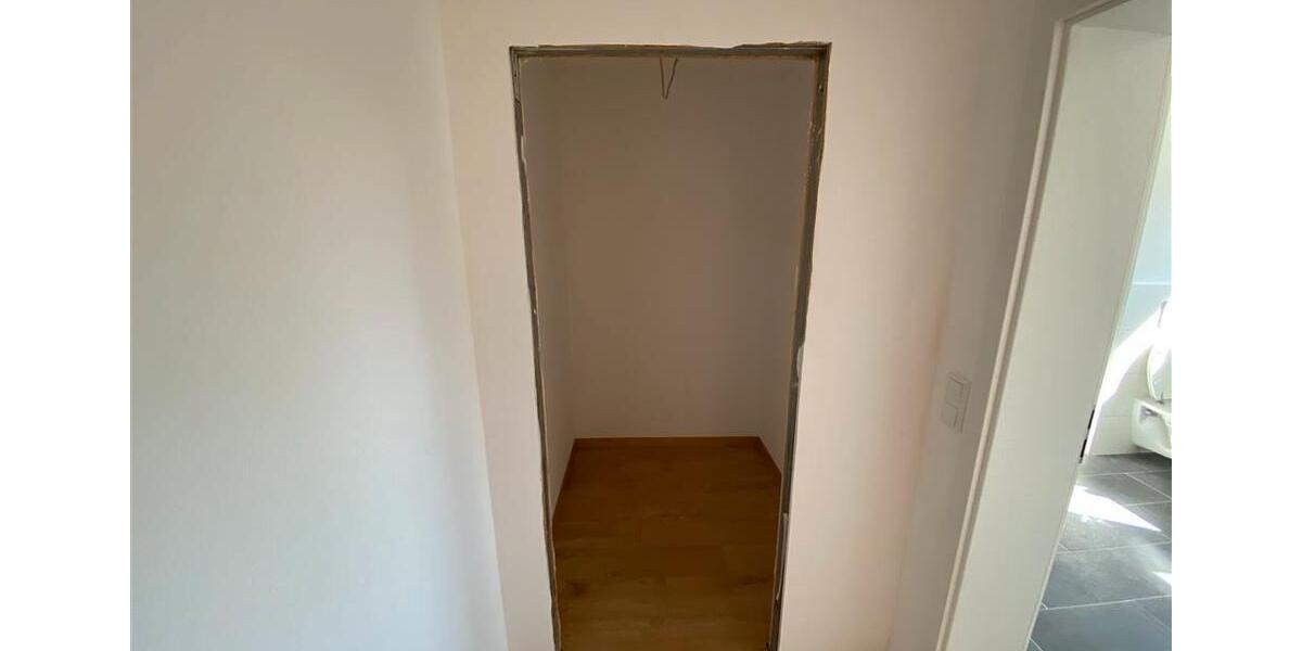 Etagenwohnung Naumburg - 3 Zimmer, 93 m&sup2;, 750&euro; | Angebot:26461181