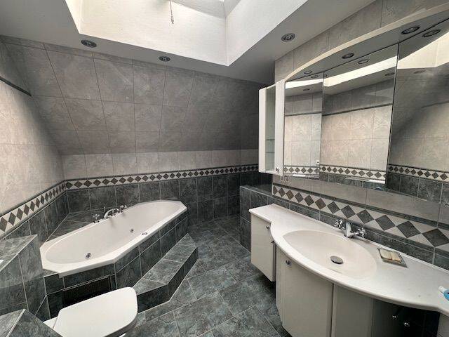 Mehrfamilienhaus, Wohnhaus Fritzlar - 675.000&euro; | Angebot:25929126