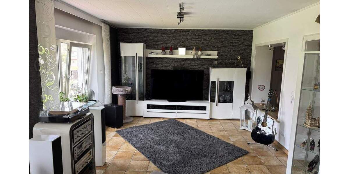 Mehrfamilienhaus, Wohnhaus Kaufungen Niederkaufungen - 5 Zimmer, 150 m&sup2;, 295.000&euro; | Angebot:25674122