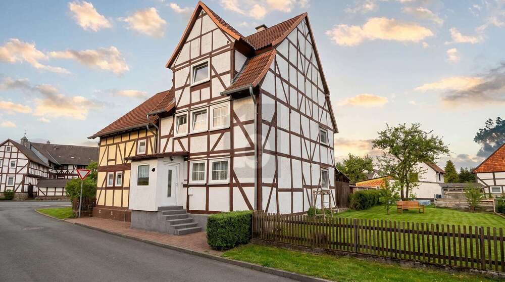 Einfamilienhaus Staufenberg - 4 Zimmer, 110 m&sup2;, 199.000&euro; | Angebot:26894820