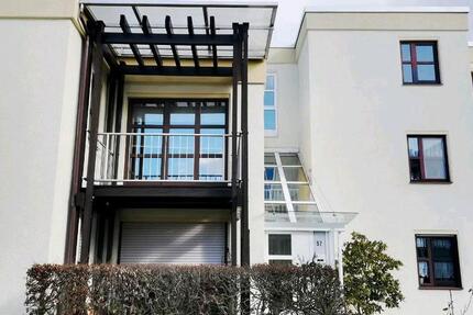 Helle 1,5-Zimmer-Wohnung lädt zum Frühstücken auf dem Balkon ein 1 zimmer