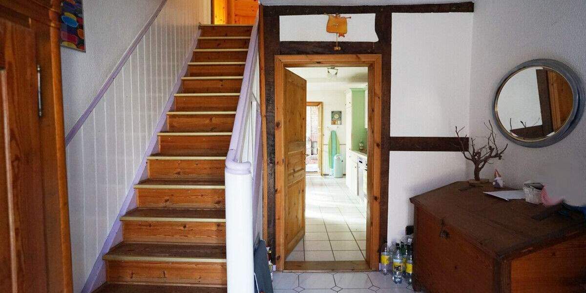 Mehrfamilienhaus, Wohnhaus Baunatal / Kirchbauna Kirchbauna - 7 Zimmer, 154 m&sup2;, 237.000&euro; | Angebot:25727962