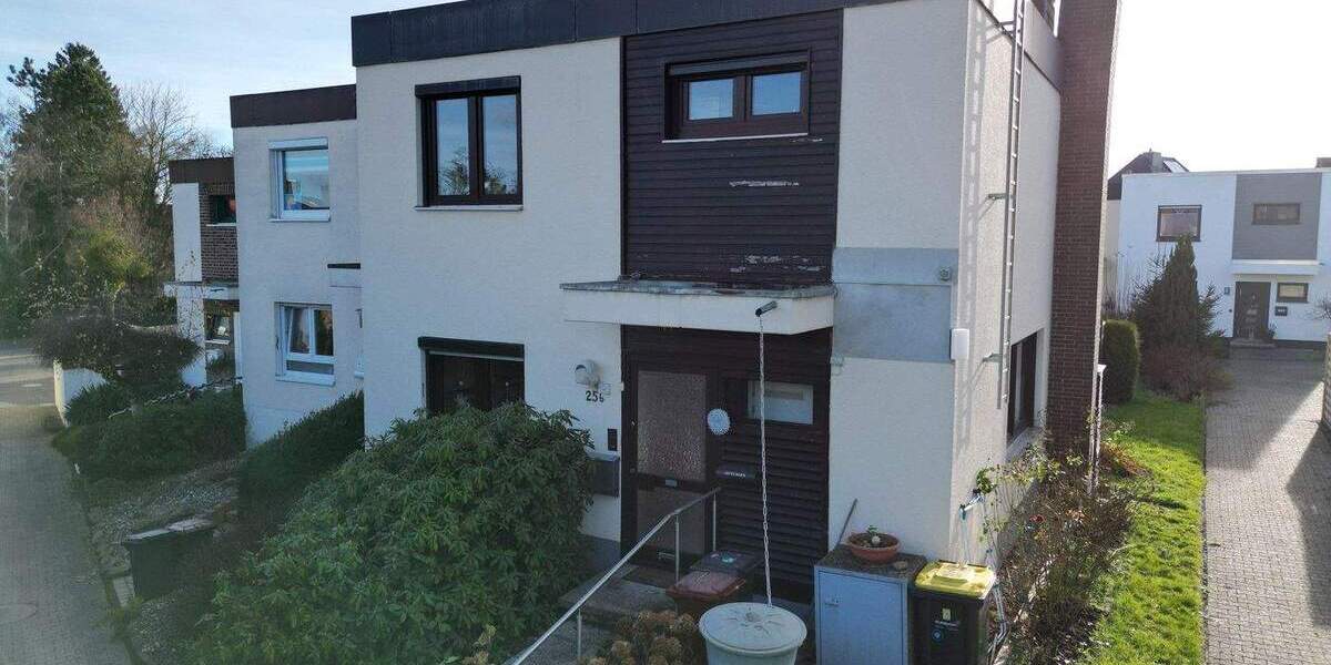 Reihenendhaus Kassel Niederzwehren - 4 Zimmer, 111 m&sup2;, 320.000&euro; | Angebot:24825878