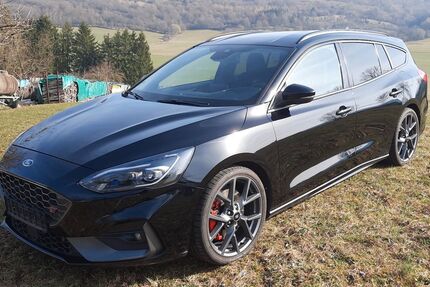 Ford Focus 87.678 km 19.950 &euro; Großalmerode 37247