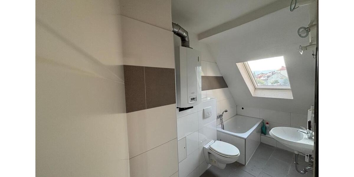 80 m² | 4 Zimmer | elektr. Rollläden | zentrale Lage | ab Sofort 4 zimmer