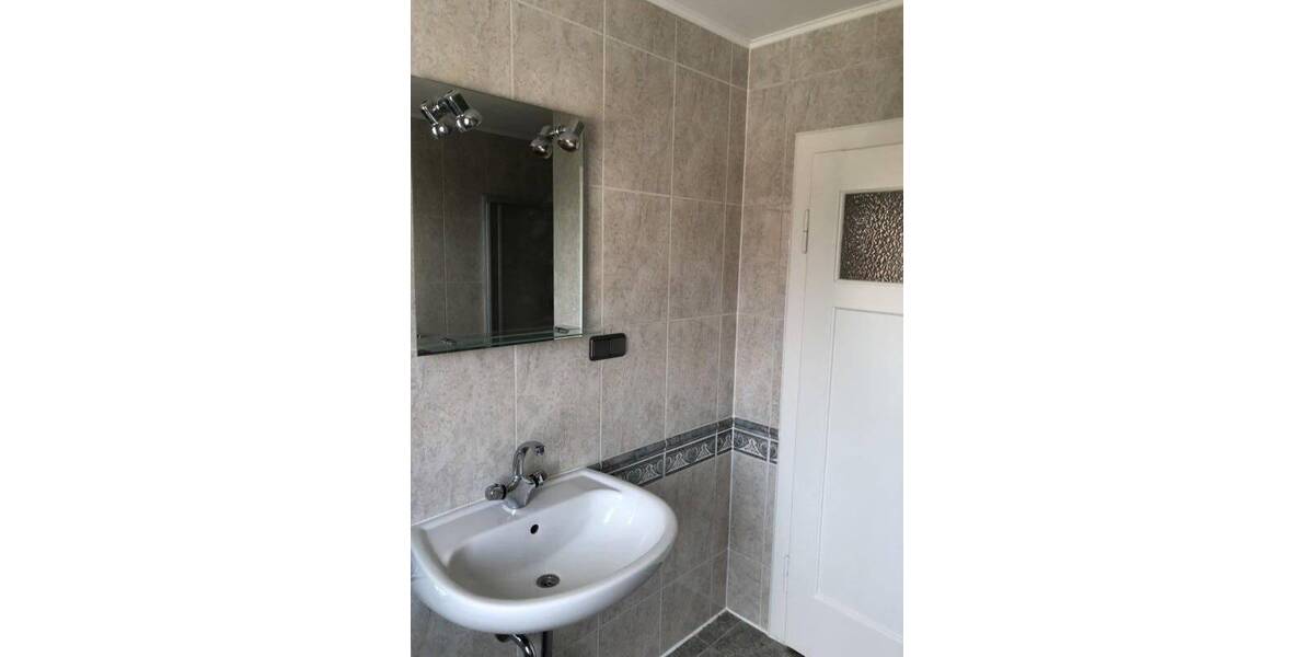 Etagenwohnung Fritzlar Werkel - 5 Zimmer, 115 m&sup2;, 850&euro; | Angebot:26910379