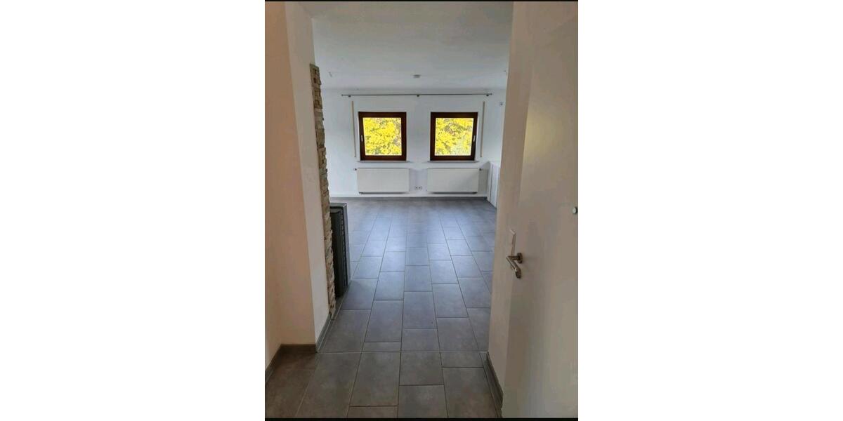 Dachgeschoßwohnung Melsungen - 3 Zimmer, 80 m&sup2;, 750&euro; | Angebot:26692930