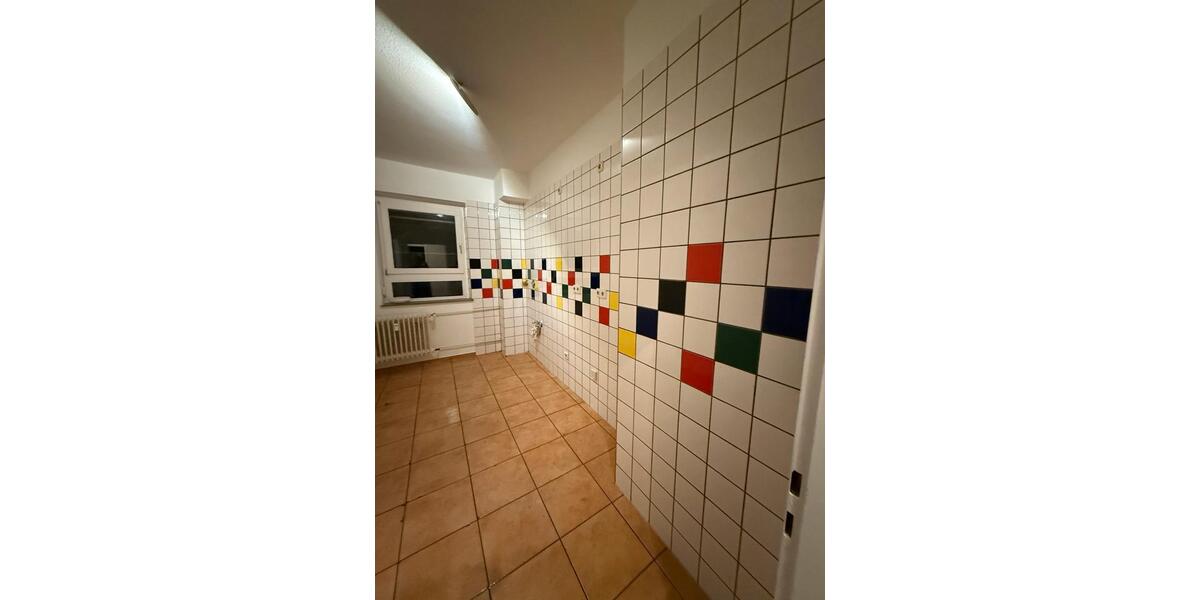 Erdgeschoßwohnung Kassel Bettenhausen - 4 Zimmer, 81 m&sup2;, 750&euro; | Angebot:25152822