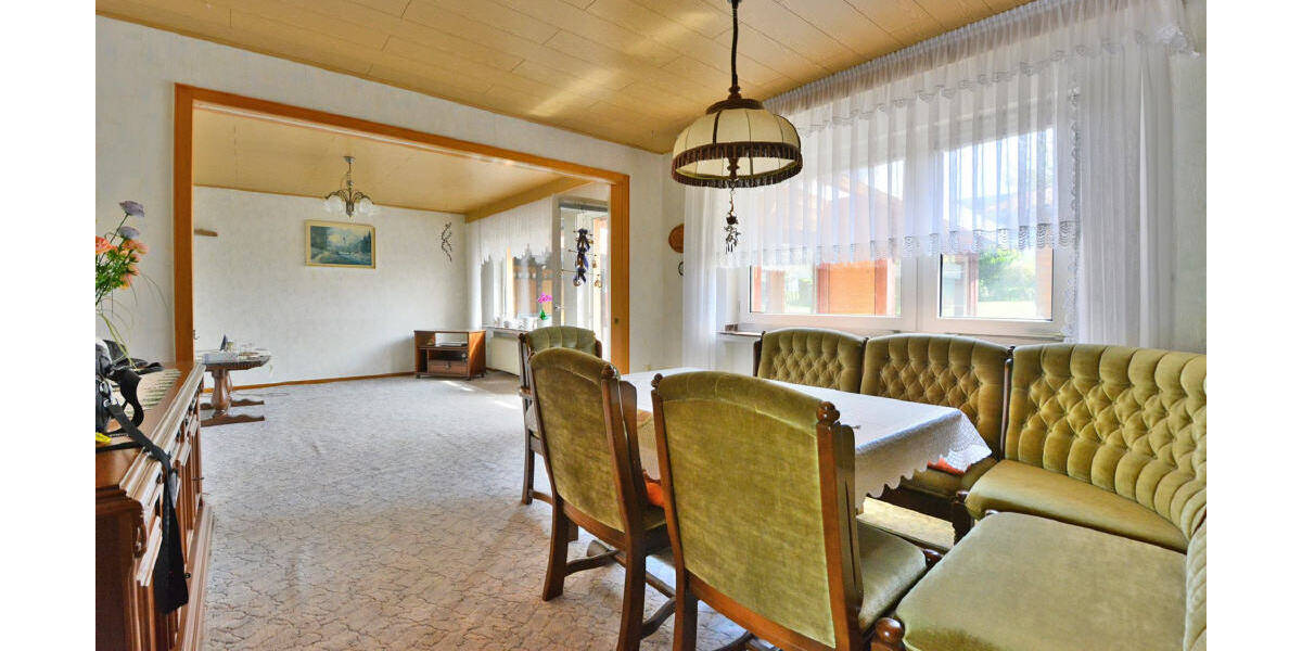 Einfamilienhaus mit herrlichem Garten, gute Lage Wolfhagen 7 zimmer