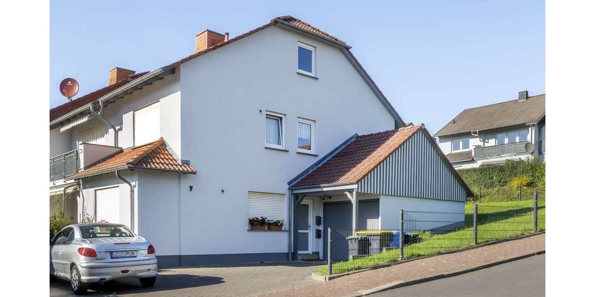 Etagenwohnung Körle - 3 Zimmer, 72 m&sup2;, 195.000&euro; | Angebot:24445133