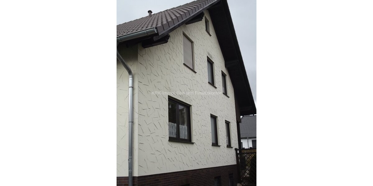 Attraktives Renditeobjekt in Vellmar - Gepflegtes Anlagejuwel mit großzügigem Raumangebot - Mehrfamilienhaus, Wohnhaus Vellmar | Angebot:25756442