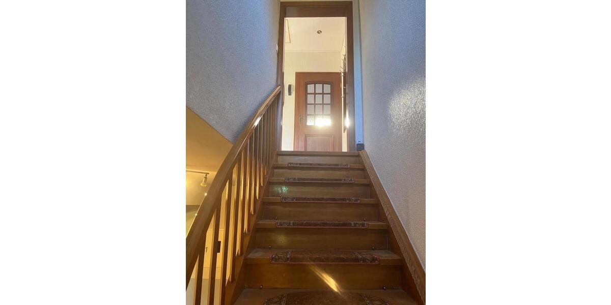 Doppelhaushälfte Hessisch Lichtenau - 8 Zimmer, 128 m&sup2;, 215.000&euro; | Angebot:26048226