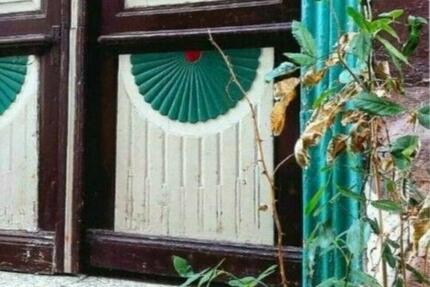 Sehr schönes,zentrales antikes Haus mit einem Laden-Vermietung 9 zimmer