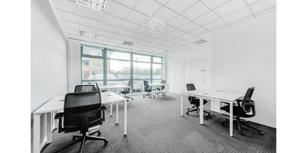 Großraumbüros für 15 Personen in Regus Atrium zimmer