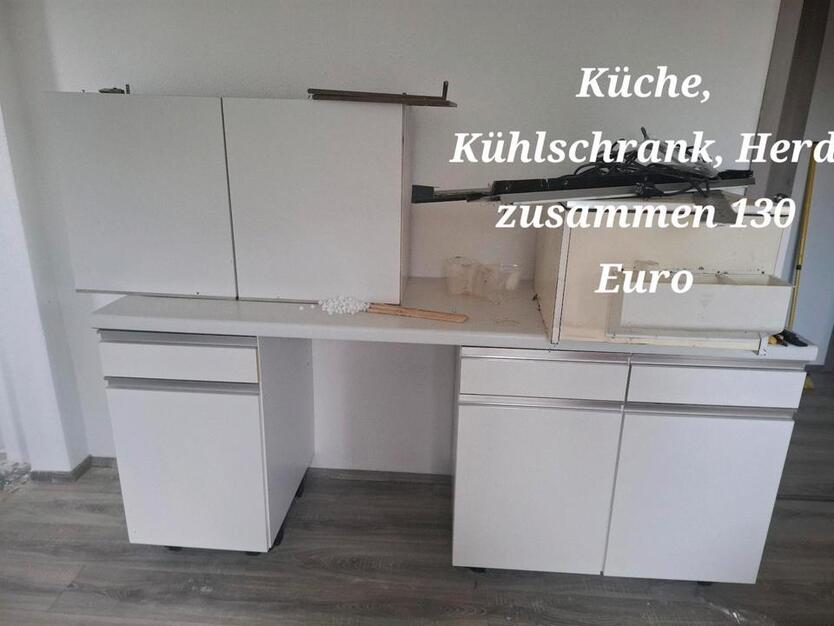 Ihr wart alle zusammen in der Küche.