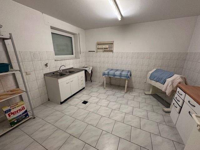 Einfamilienhaus Gudensberg Obervorschütz - 7 Zimmer, 285 m&sup2;, 549.000&euro; | Angebot:26391885