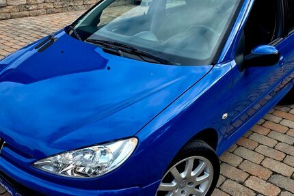 Peugeot 206 164.545 km 2.499 € KASSEL 34125