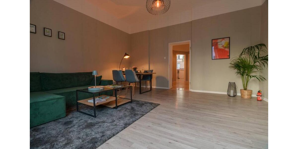 3er WG Wohnung am Tannenwäldchen EBK, Waschmaschine, PKW Platz 3 zimmer