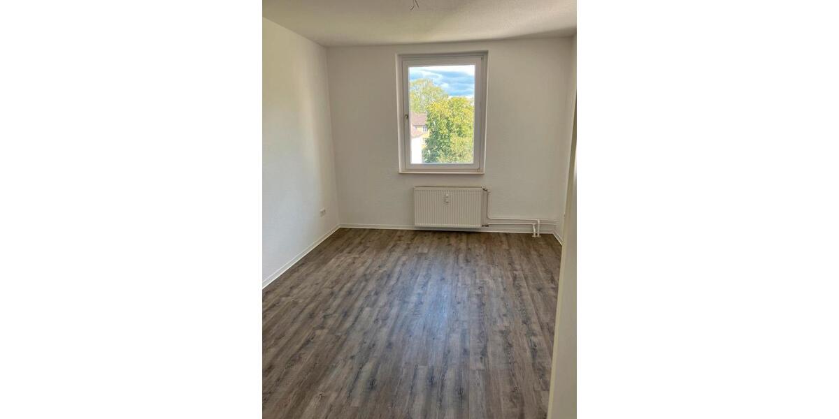 Reinkommen und Wohlfühlen: individuelle 3-Zimmer-Wohnung im Keplerkiez 3 zimmer