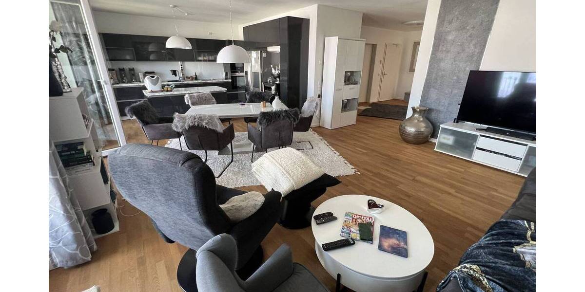 Etagenwohnung Kassel Mitte - 3 Zimmer, 108 m&sup2;, 1.500&euro; | Angebot:26346658
