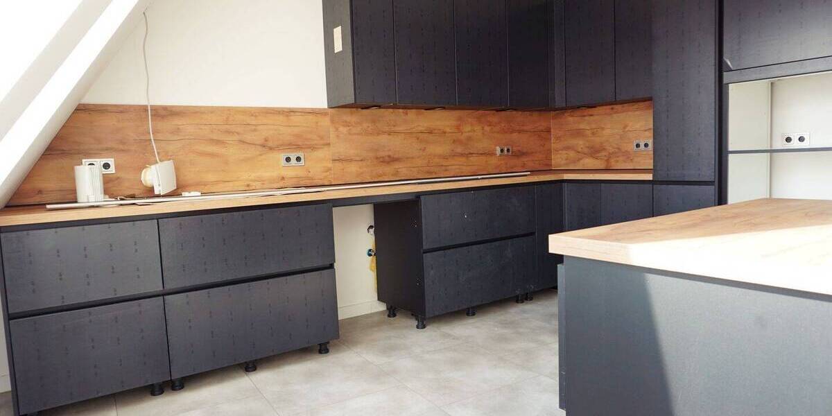 Etagenwohnung Wolfhagen - 5 Zimmer, 210 m&sup2;, 299.000&euro; | Angebot:21594919